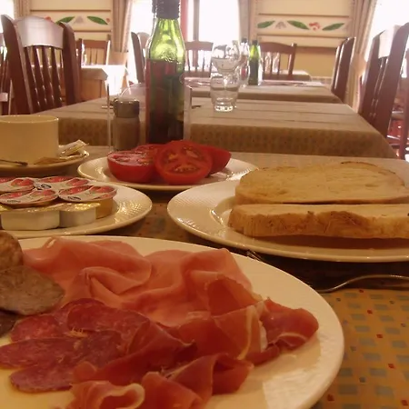 La Botiga Hotel *